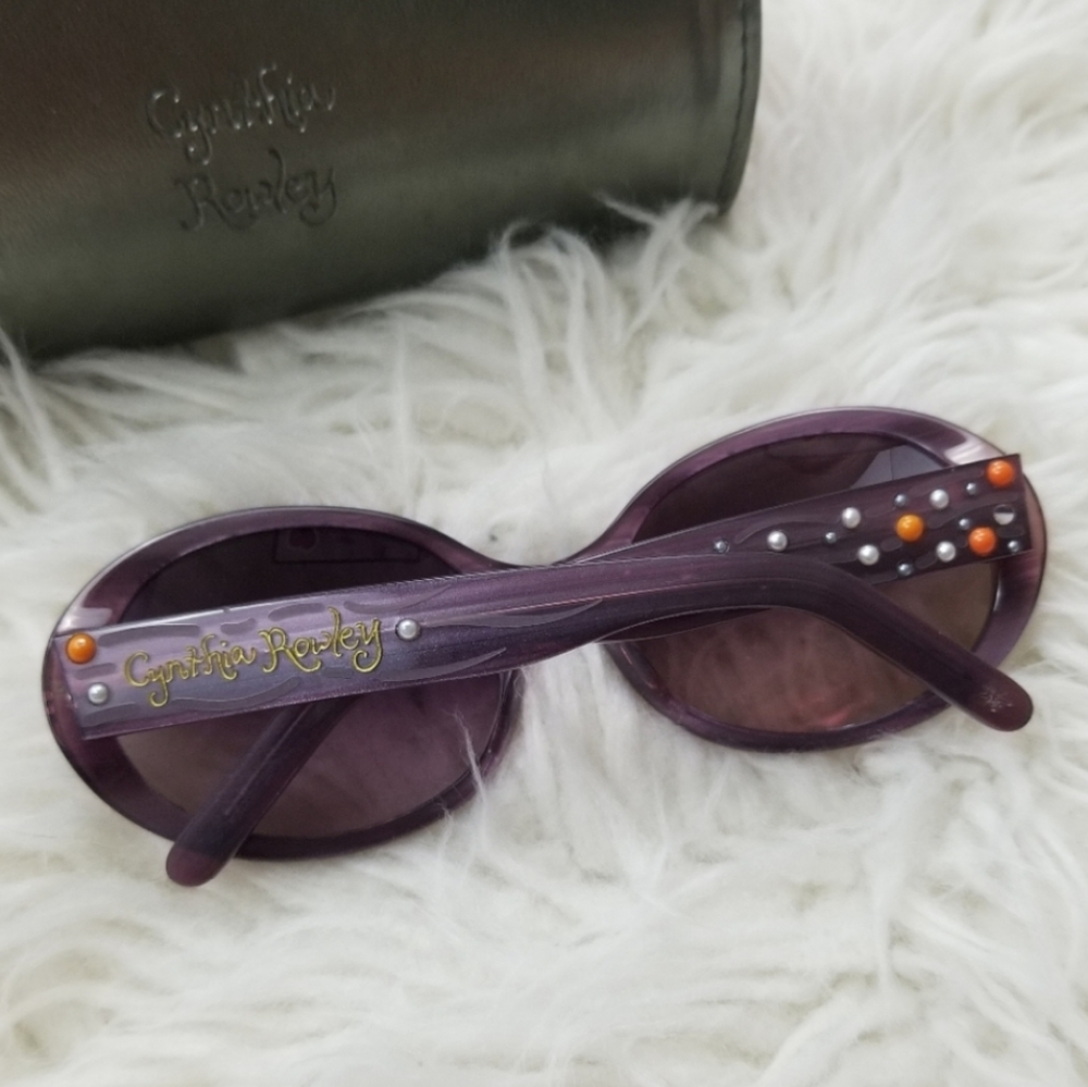 4/$25 Vintage Cynthia Rowley Embellished Sunnies